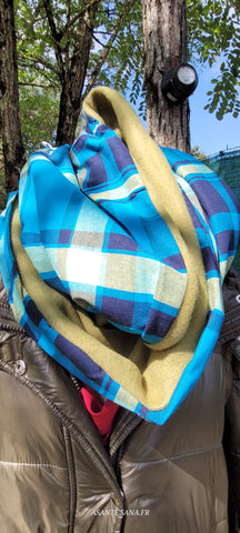 *Snood xxl en madras doublé en polaire – Confort et style tropical