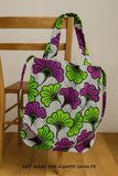Chaque sac est une pièce unique, confectionnée avec soin dans notre atelier, et pensée pour vous accompagner au quotidien avec style, éthique et caractère.